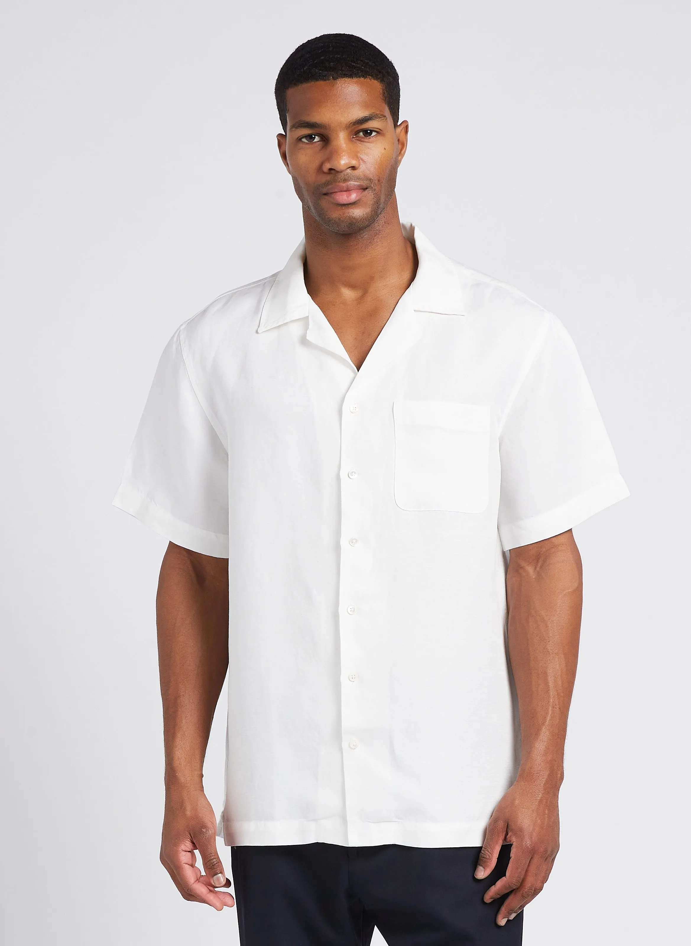 EDITIONS 102 BARAC - Camisa recta de mezcla de lino con cuello cubano en blanco