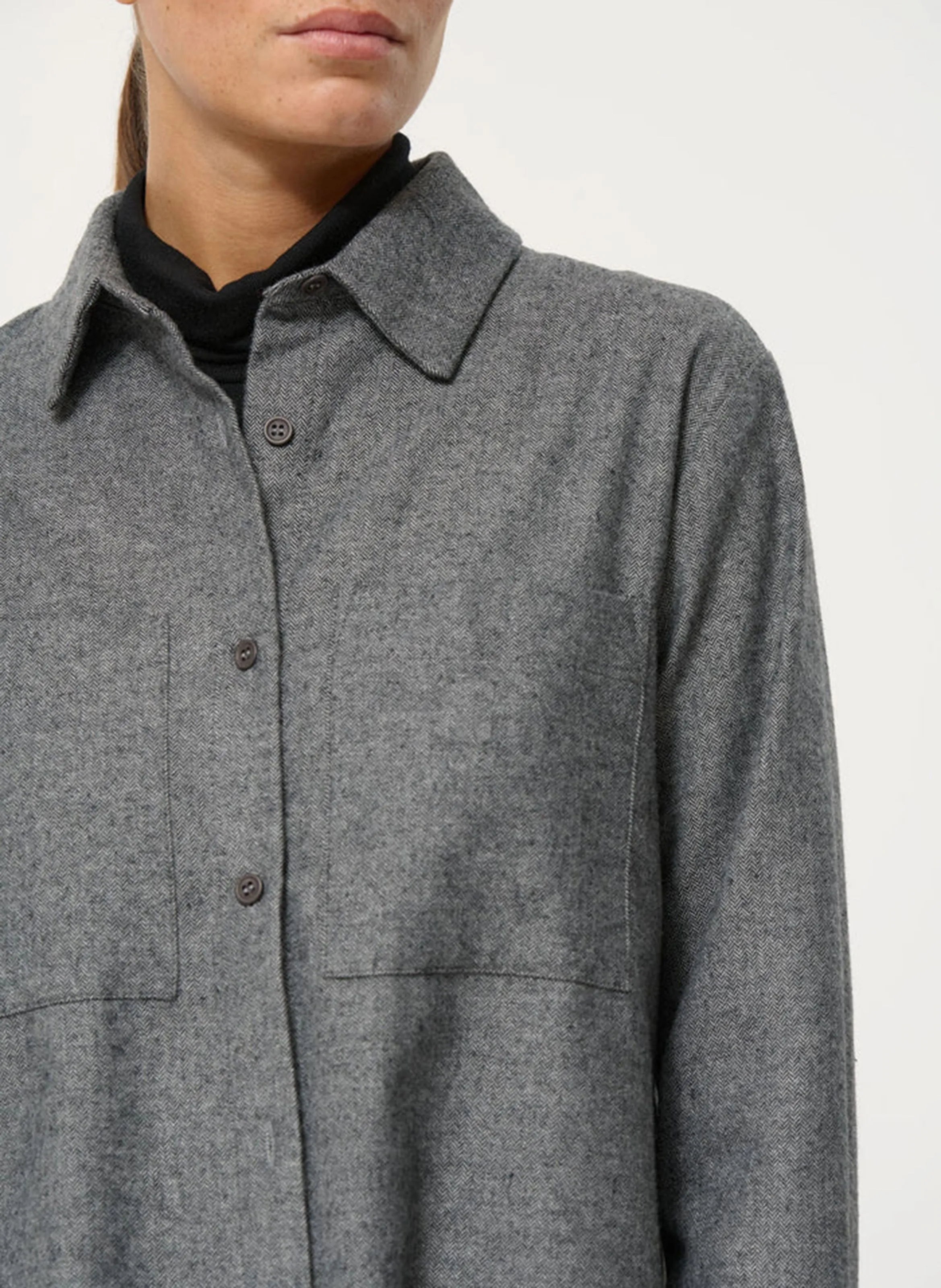 HUMILITY Camisa de lino y algodón con cuello clásico en gris