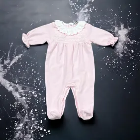 Pelele de piqué con punto smock. Colección Patuco