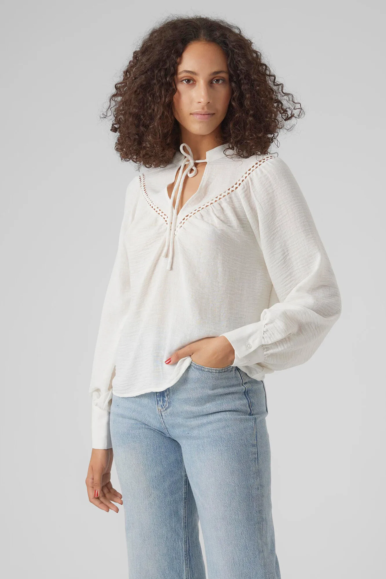 Vero Moda Camisa de manga larga y escote pico